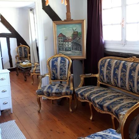 Le Jardin Des Merveilles Saint-Pierre-d'Autils Room photo