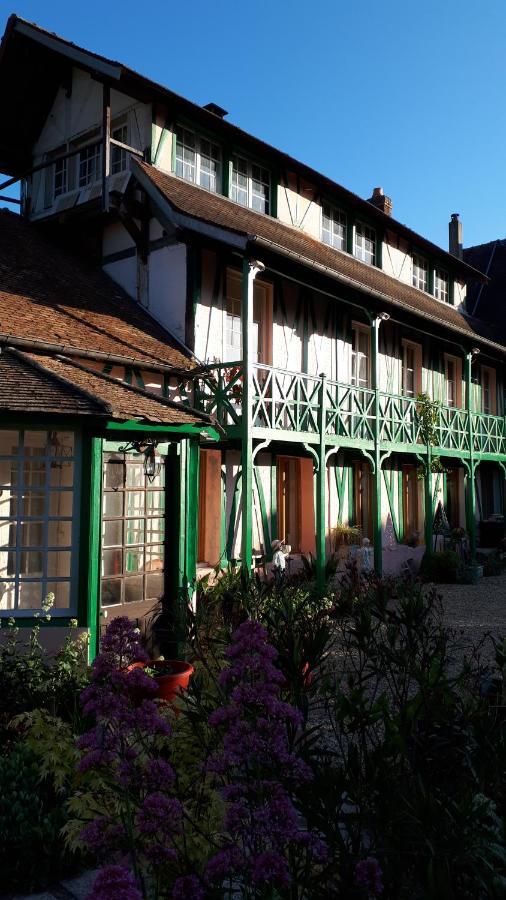 Le Jardin Des Merveilles Saint-Pierre-d'Autils Exterior photo