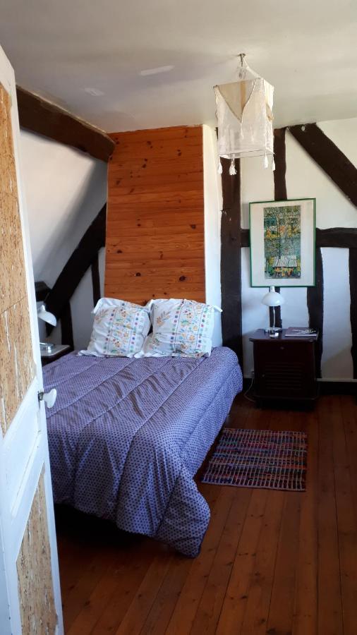Le Jardin Des Merveilles Saint-Pierre-d'Autils Room photo