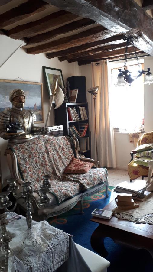 Le Jardin Des Merveilles Saint-Pierre-d'Autils Room photo